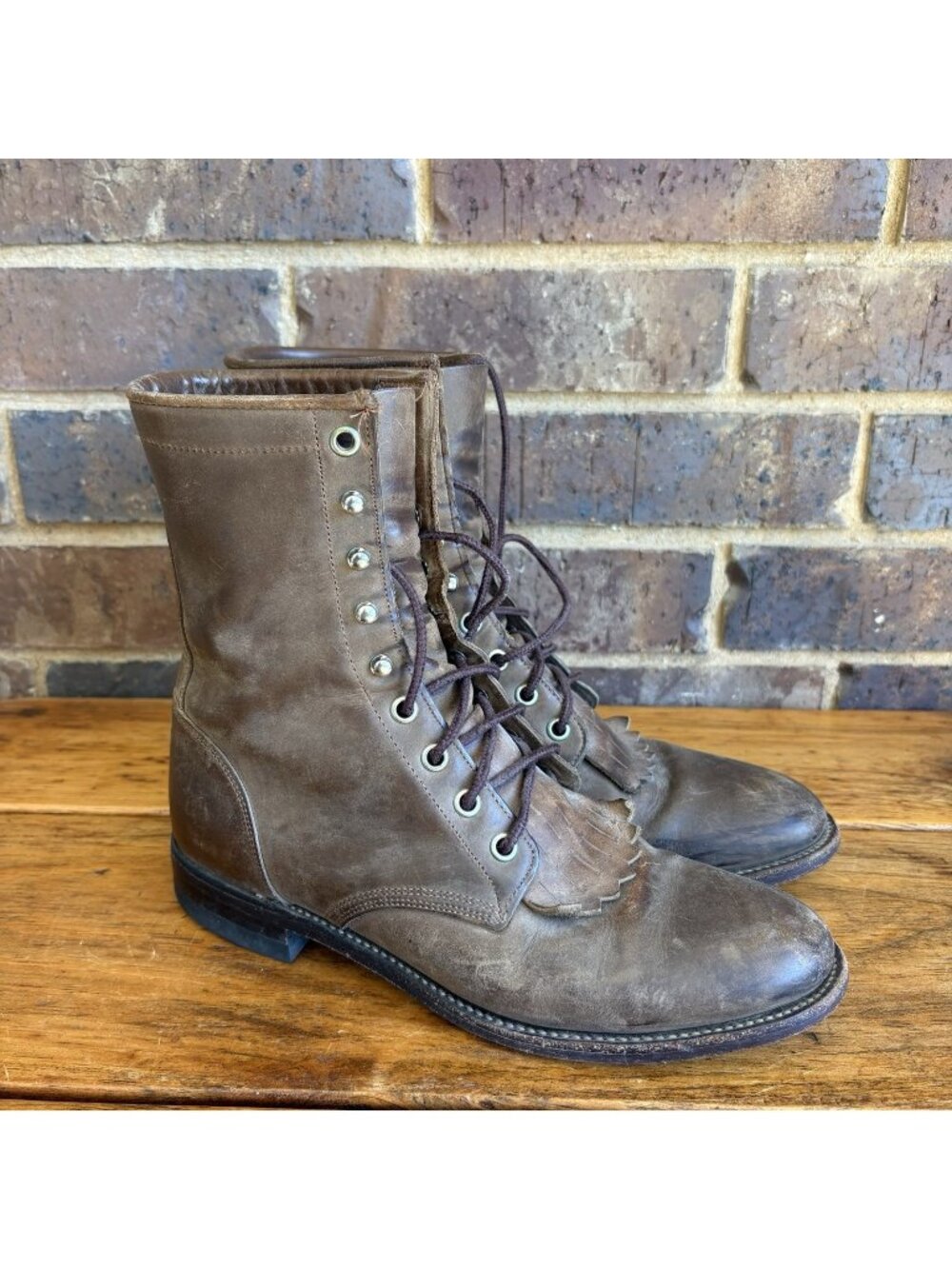 Justin Women's Kiltie Lace Up L575 Boots Size 7A Brown Leather Country Western